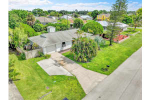 401 SW Aster Road, Port Saint Lucie, FL 34953 - MLS#R11125373