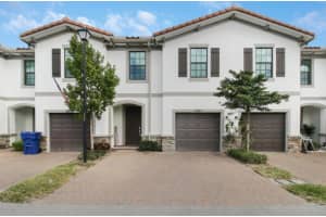 1010 Willow Place, Riviera Beach, FL 33410 - MLS#R11125384