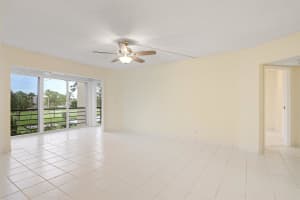 3810 Via Poinciana 404, Lake Worth, FL 33467, Lake Worth, FL 33467 - MLS#R11125398