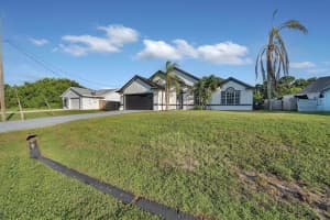 678 SW Pueblo Terrace, Port Saint Lucie, FL 34953 - MLS#R11125400