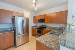 140 SW Peacock Boulevard 21-203, Port Saint Lucie, FL 34986 - MLS#R11125426