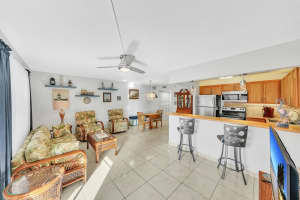 105 Oxford 100 105, West Palm Beach, FL 33417 - MLS#R11125436