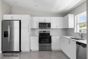 10 Nuestra Calle Lane, Port Saint Lucie, FL 34952 - MLS#R11125440