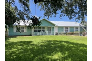 717 W Fischer Circle, Sebastian, FL 32958 - MLS#R11125445