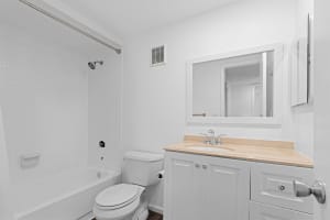 470 Executive Center Drive 5k, West Palm Beach, FL 33401 - MLS#R11125485