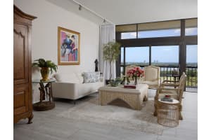 2450 Presidential Way Ph7, Palm Beach, FL 33480 - MLS#R11125491