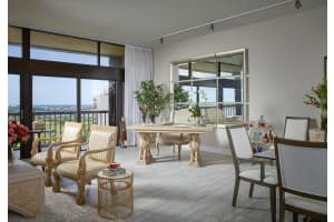 2450 Presidential Way Ph7, Palm Beach, FL 33480 - MLS#R11125491