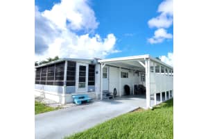 15 Indigo Lane, Port Saint Lucie, FL 34952 - MLS#R11125501