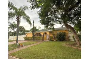 260 Jackson Avenue, Greenacres, FL 33463 - MLS#R11125510