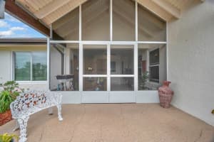 211 Brentwood Drive N, Lake Placid, FL 33852 - MLS#R11125545