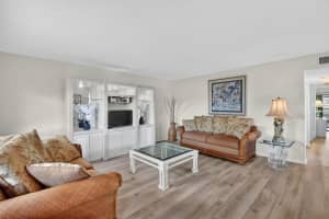 15216 Lakes Of Delray Boulevard 140, Delray Beach, FL 33484 - MLS#R11125559