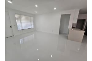 3545 Forest Hill Boulevard 15, Palm Springs, FL 33406 - MLS#R11125571