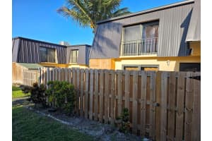 2359 Waterside Drive, Lake Worth, FL 33461 - MLS#R11125581