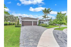 10945 Moore Drive, Parkland