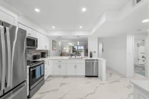 6936 Huntington Lane 302, Delray Beach
