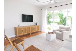 304 S Hampton Drive, Jupiter, FL 33458 Sold 11/17/25