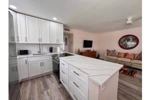 39 Dorset A, Boca Raton, FL 33434 - MLS#R11125701