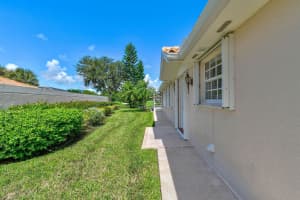 8252 Double Tree Drive, Hobe Sound, FL 33455 - MLS#R11125744