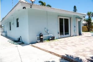 632 Las Palmas, Boynton Beach, FL 33435 - MLS#R11125773