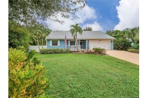 3866 SE Jefferson Street, Stuart, FL 34997 - MLS#R11125775