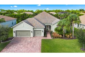 1092 Sw Scrub Oak Avenue, Palm City