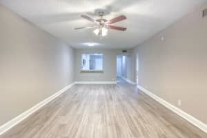 240 SE 10th Street, Delray Beach, FL 33483 - MLS#R11125825