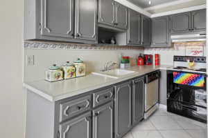 1001 Flame Vine 202 Avenue 202, Delray Beach, FL 33445 - MLS#R11125856