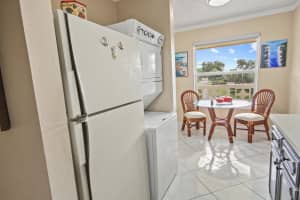 1001 Flame Vine 202 Avenue 202, Delray Beach, FL 33445 - MLS#R11125856