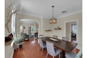 910 NE 2nd Avenue, Delray Beach, FL 33444 - MLS#R11125859