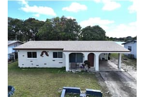 2240 Nw 10th Court, Pompano Beach