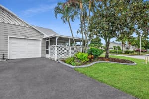 2744 SE Tropical East Circle, Port Saint Lucie, FL 34952 Sold 11/04/25