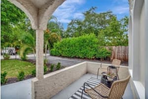 214 NE 9th Street, Delray Beach, FL 33444 Sold 10/23/25