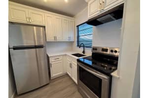 1112 Lake Terrace 207, Boynton Beach, FL 33426 - MLS#R11125898