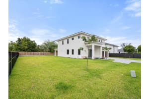 355 SW 87th Avenue, Miami, FL 33174 - MLS#R11125906