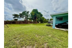 355 NW 8th Avenue, Delray Beach, FL 33444 - MLS#R11125917