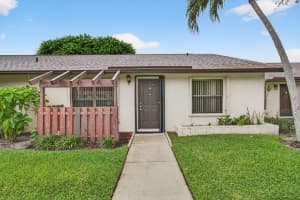 59 Via De Casas Norte, Boynton Beach, FL 33426 - MLS#R11125943