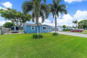 2876 Shawnee Road, West Palm Beach, FL 33406 Sold 11/20/25