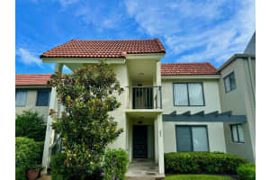 5560 Fairway Park Drive 102, Boynton Beach