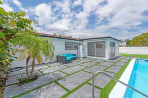 3700 N Australian Avenue, West Palm Beach, FL 33407 - MLS#R11126015