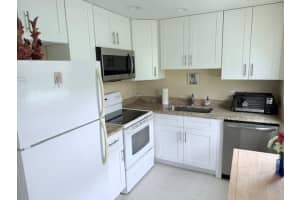 201 Ventnor M 201, Deerfield Beach, FL 33442, Deerfield Beach, FL 33442 - MLS#R11126017