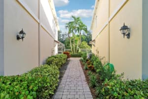 468 Capistrano Drive, Palm Beach Gardens, FL 33410 Sold 11/14/25