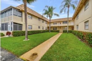 200 Saxony E, Delray Beach, FL 33446 - MLS#R11126064