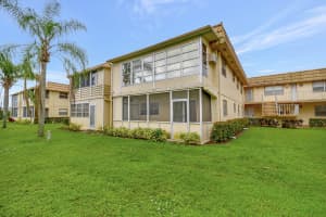 200 Saxony E, Delray Beach, FL 33446 Sold 12/01/25