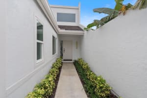 17060 Traverse Circle, Jupiter, FL 33477 Sold 10/27/25