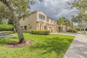 4754 Lago Vista Drive, Coconut Creek, FL 33073 - MLS#R11126094