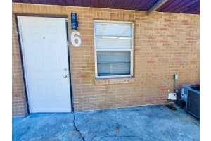 101 Lake Hunter Drive 5 & 6, Lakeland, FL 33803 - MLS#R11126097