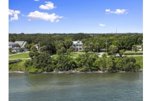 2007 S Indian River Drive, Fort Pierce, FL 34950 Sold 11/28/25