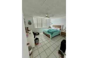 301 Croton Avenue 305, Lantana, FL 33462 - MLS#R11126138