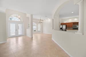 5651 NW North Crisona Circle, Port Saint Lucie, FL 34986 - MLS#R11126145