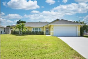 362 Sw De Gouvea Terrace, Port Saint Lucie
